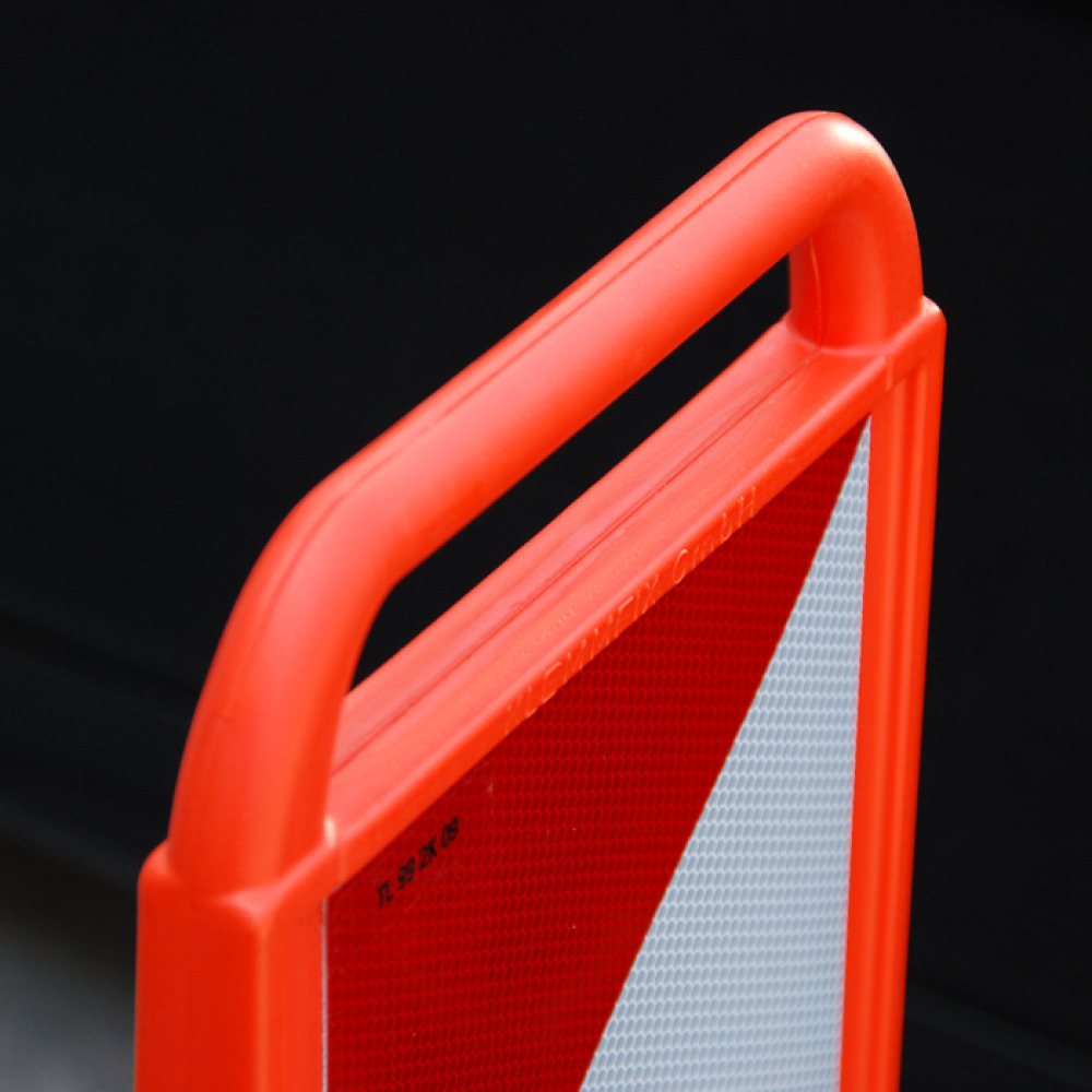 Detailansicht: Klappbake KSN-407 / KSN-408 Tragegriff an der Bake (Art. 18400)