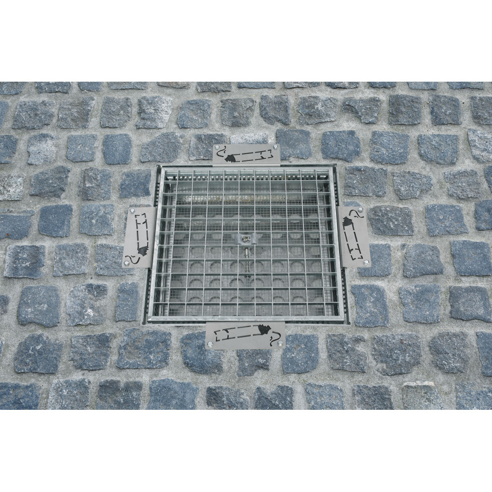 Bodenascher 'BA 1' aus Stahl